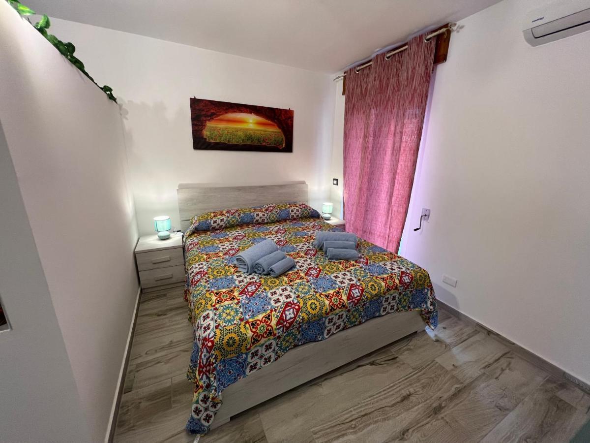 Loft Con Terrazzo A Livello Stazione Apartment Lecce Bagian luar foto